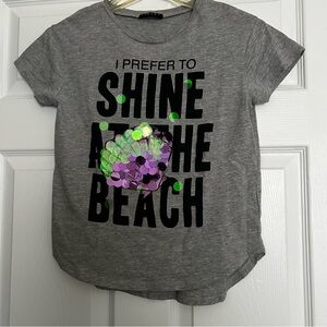 NWOT Sisley (Benetton group). Embellished T-shirt girl size 10-11 yeas old